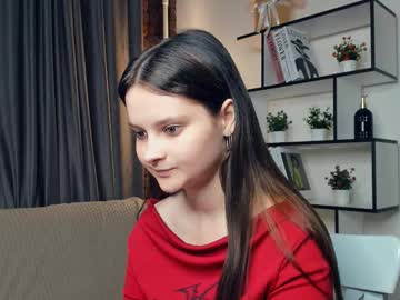 Puremelody Chaturbate stream image from October 07, 2025
