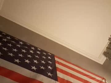 Mickluis555 Chaturbate stream image from October 07, 2025