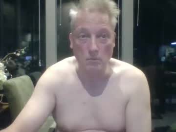 Eppo44 Chaturbate stream image from October 08, 2025