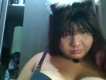Lunnawolf Chaturbate stream image from October 08, 2025