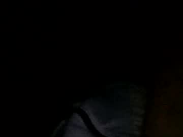 Amatuercouple668922 Chaturbate stream image from October 08, 2025