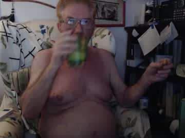 I_Submissive_Slut Chaturbate stream image from October 08, 2025