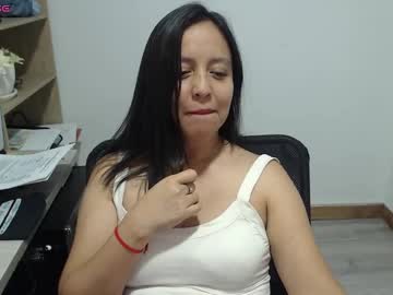 Jazmin_Angel Chaturbate stream image from October 08, 2025
