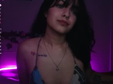 Alahia_Golden Chaturbate stream image from October 08, 2025