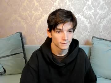 Alfred_Joness Chaturbate stream image from October 08, 2025