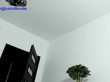 Iustinmucle95 Chaturbate stream image from October 08, 2025