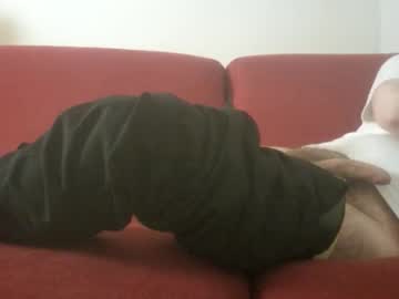 Hornyslavefrance Chaturbate stream image from October 08, 2025