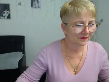Lunarossa615416 Chaturbate stream image from October 08, 2025
