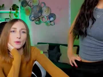 Suzi_Love Chaturbate stream image from October 08, 2025