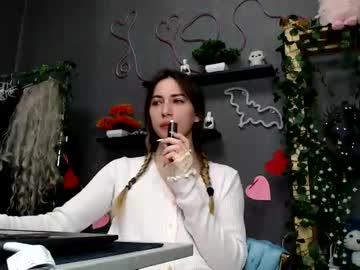 Binalina Chaturbate stream image from October 08, 2025