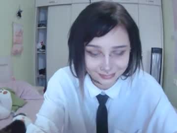 Lynncottingham Chaturbate stream image from October 08, 2025