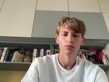 Daniosunshine Chaturbate stream image from October 08, 2025