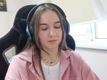 Elizabethrobertello Chaturbate stream image from October 08, 2025