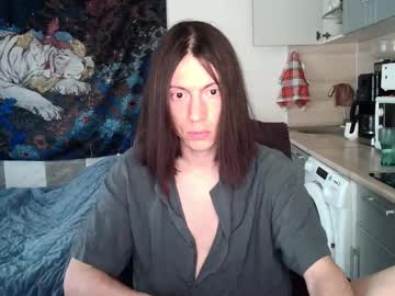 Sashaxxxbellucci Chaturbate stream image from October 08, 2025