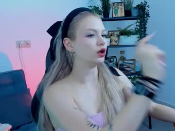 Avadaviis Chaturbate stream image from October 08, 2025