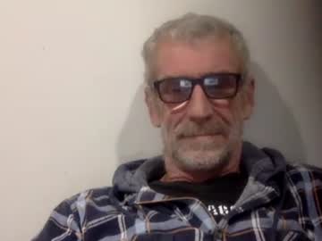 Deanofflove221000 Chaturbate stream image from October 08, 2025