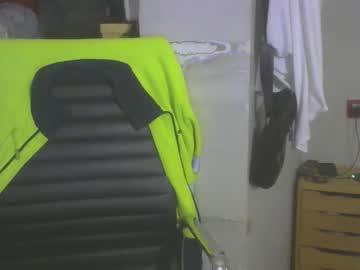 Fuerte440 Chaturbate stream image from October 08, 2025