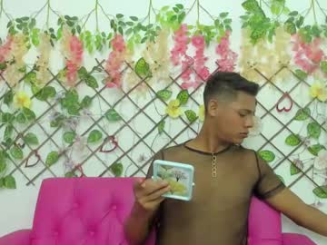 Oiliver_Math Chaturbate stream image from October 08, 2025