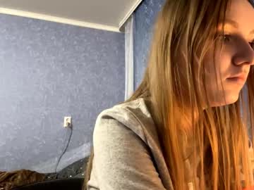 Adelaharamoto Chaturbate stream image from October 08, 2025