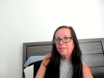 Sassypeachgoddess Chaturbate stream image from October 08, 2025