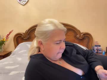 Velvet_11 Chaturbate stream image from October 08, 2025