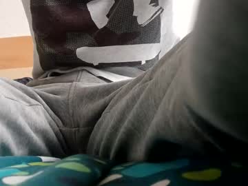 Yanp541 Chaturbate stream image from October 08, 2025
