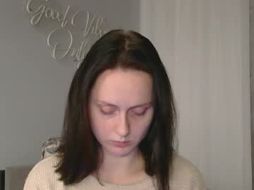 Bonne_Chance Chaturbate stream image from October 08, 2025