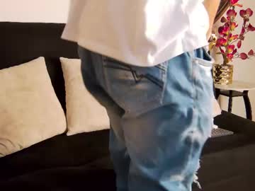 Rowancley Chaturbate stream image from October 08, 2025