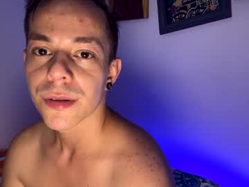 Axxmuller Chaturbate stream image from October 08, 2025