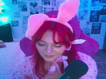 Berriekitten Chaturbate stream image from October 08, 2025
