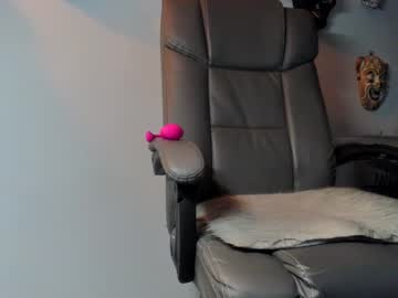 Cum_Gun_19 Chaturbate stream image from October 08, 2025