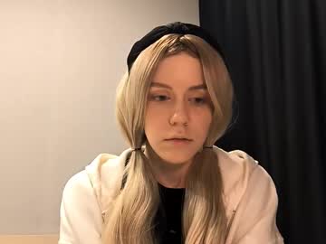 Tressamarshbanks Chaturbate stream image from October 08, 2025