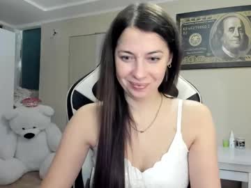 Hailey_Beauty Chaturbate stream image from October 08, 2025