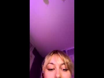 Sheeeeesh_Gurl Chaturbate stream image from October 08, 2025