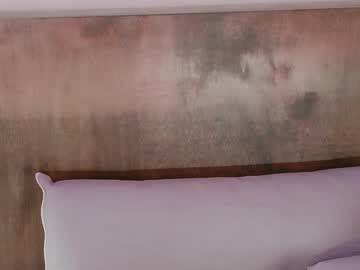 Velindraa Chaturbate stream image from October 08, 2025