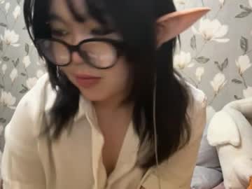 Lunaraus Chaturbate stream image from October 08, 2025