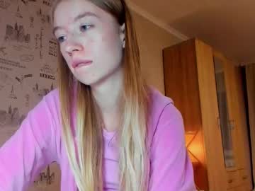 Minidiva_ Chaturbate stream image from October 08, 2025