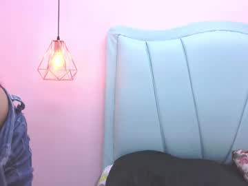 Hillarypetite Chaturbate stream image from October 08, 2025