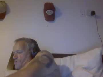 Longdongwong73 Chaturbate stream image from October 08, 2025