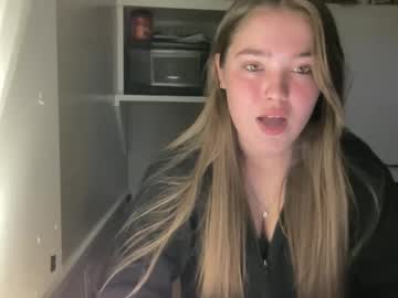 Lanelizzie348 Chaturbate stream image from October 09, 2025