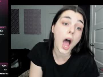 Sierrasquirter Chaturbate stream image from October 09, 2025