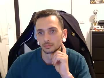 2323gary Chaturbate stream image from October 09, 2025