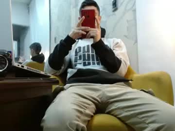 Newlatino1 Chaturbate stream image from October 09, 2025