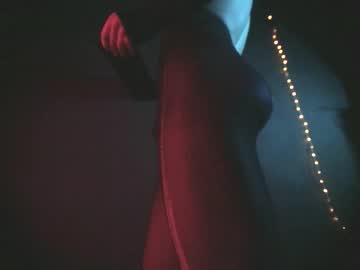 Visualslonely Chaturbate stream image from October 09, 2025