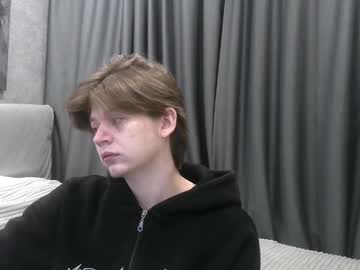 Ausxuw Chaturbate stream image from October 09, 2025