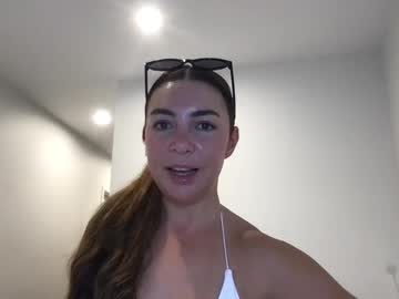 Sweetukcassie Chaturbate stream image from October 09, 2025