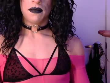Danielladancing Chaturbate stream image from October 09, 2025