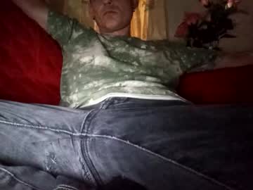 Raspines Chaturbate stream image from October 09, 2025