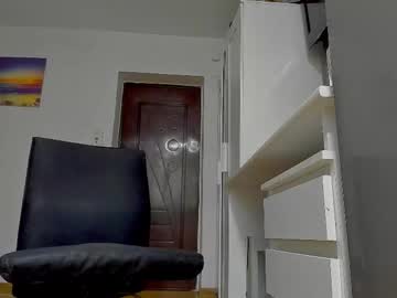 Lukedenver Chaturbate stream image from October 09, 2025