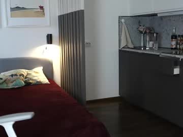 Krispy_Kristy_ Chaturbate stream image from October 09, 2025